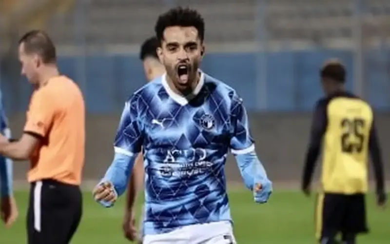 يوسف أوباما يقترب من الرحيل عن بيراميدز لخوض تجربة الاحتراف